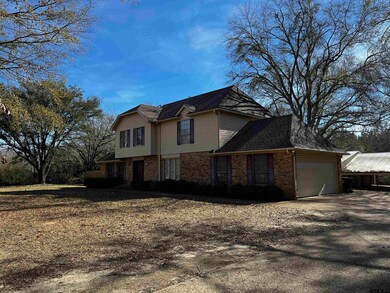 1315 Jeff Davis Dr, Tyler, TX 75703 - photo 3