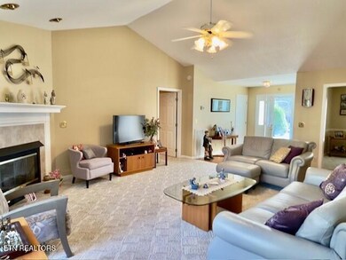 14 Brooks Ln, Crossville, TN 38558 - photo 6