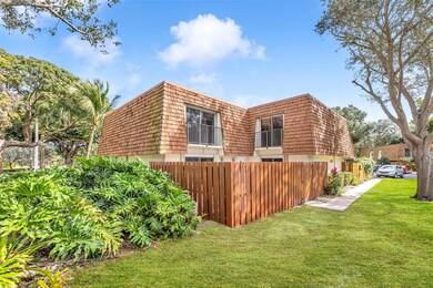 SIDE YARD