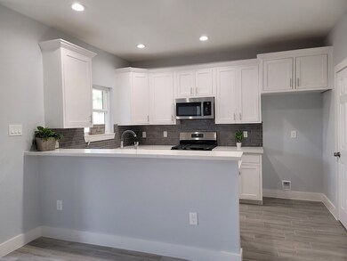 10202 Jessalyn Ln, Houston, TX 77075 - photo 3