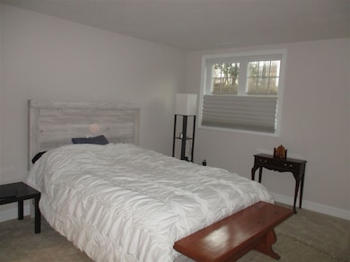 15 Bennett St, Nashua, NH 03064 - photo 7