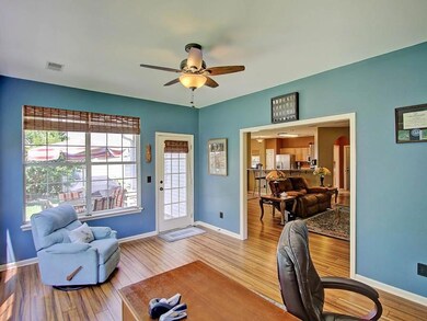 027-203000-1439 Endicot Way (20)_resampl