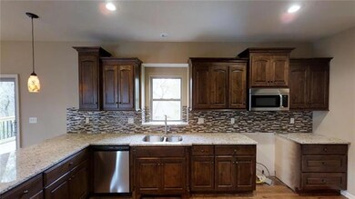 8920 Noland Rd, Lenexa, KS 66215 - photo 6