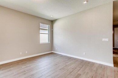 Clifton-large-005-003-Dining Room-1500x1