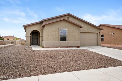 741 Villa Seca Dr, Horizon City, TX 79928 - photo 3