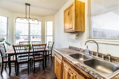 2420 Wildwood Ln, Denton, TX 76210 - photo 3