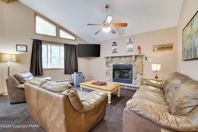 139 Schochs Mill Rd, Blakeslee, PA 18610 - photo 3