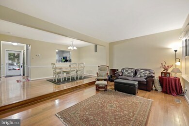 11560 Summer Oak Dr, Germantown, MD 20874 - photo 7