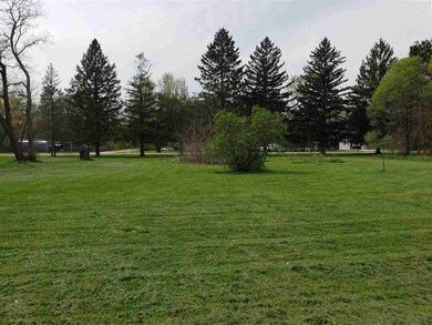 5317 S Driftwood Dr, Janesville, WI 53546 - photo 3