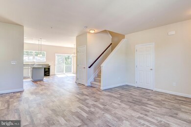 570 English Oak Ln, Prince Frederick, MD 20678 - photo 2