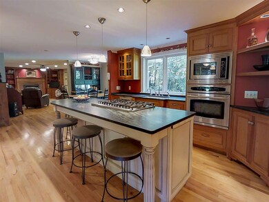 58 Dumbarton Oaks, Stratham, NH 03885 - photo 5