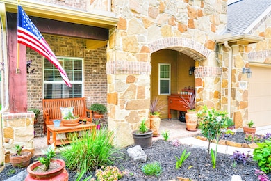 Large covered front patio!
