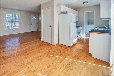 119 Wyatt St, Asheville, NC 28803 - photo 7