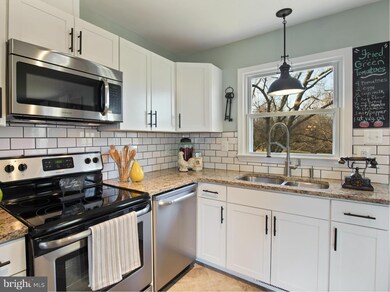 45303 Elmbrook Dr, California, MD 20619 - photo 2