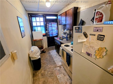 1611 Franklin Ave, Charleston, WV 25311 - photo 7