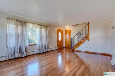 829 E Main St, Weatherly, PA 18255 - photo 4