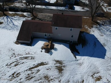 53 Meadowview Dr, Cheshire, MA 01225 - photo 5