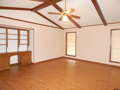 923 923 E 8th St, Tyler, TX 75701 - photo 3