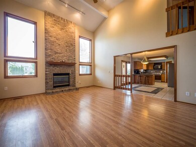 Entrance & Fireplace