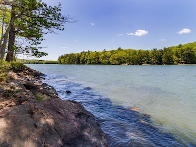 Spectacular 4 acre waterfront common...