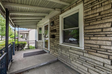 Covered Front Porch