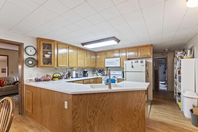 843 Caves Hwy, Cave Junction, OR 97523 - photo 7