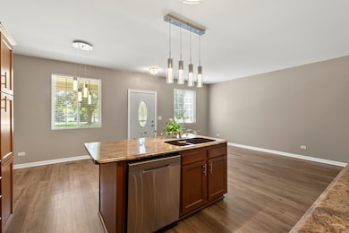 1565 Azalea Cir unit 694, Romeoville, IL 60446 - photo 6