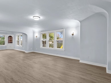 113 S 7th Ave, West Bend, WI 53095 - photo 6