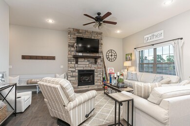 871 E Barracuda Dr, Nixa, MO 65714 - photo 6