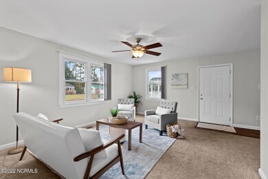 809 Barn St, Jacksonville, NC 28540 - photo 5