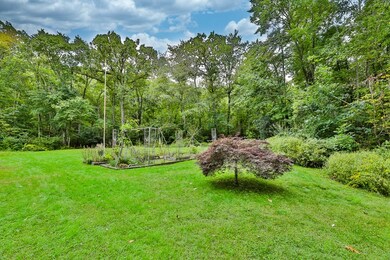 202 Mohawk Trail, Haverhill, MA 01832 - photo 7