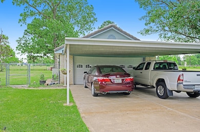 21106 Binford Rd, Waller, TX 77484 - photo 4