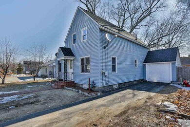 4 Norfolk St, Nashua, NH 03064 - photo 2