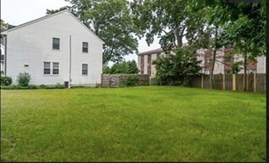 10 Everett St unit B, Wellesley, MA 02482 - photo 5