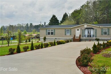 599 Pace Rd, Hendersonville, NC 28792 - photo 3