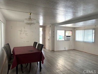 56254 29 Palms Hwy unit 84, Yucca Valley, CA 92284 - photo 4