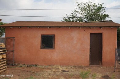 805 N Kinsley Ave, Winslow, AZ 86047 - photo 3
