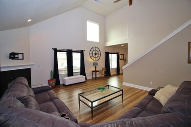 1354 SW Argo Ln, Grants Pass, OR 97527 - photo 5