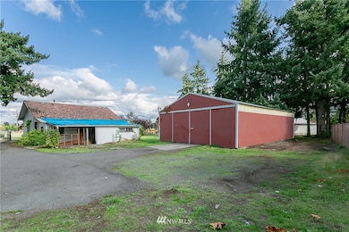 213 Stevens Ave NW, Yelm, WA 98597 - photo 4
