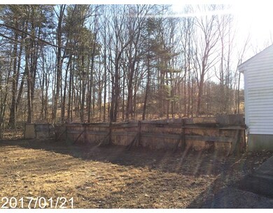 76 Huguenot Rd, Oxford, MA 01540 - photo 7