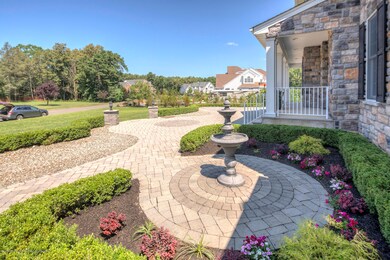 04_Front Patio