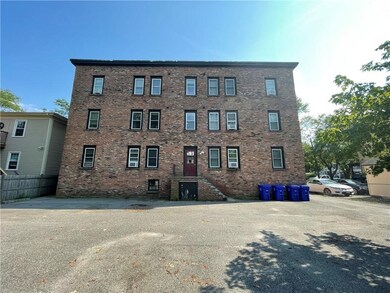 3 Bay View Ave unit 1, Bristol, RI 02809 - photo 3