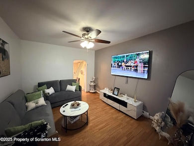 589 Garfield St, Hazleton, PA 18201 - photo 2