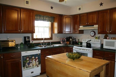 165 Ray Webb Ln, Harrodsburg, KY 40330 - photo 5