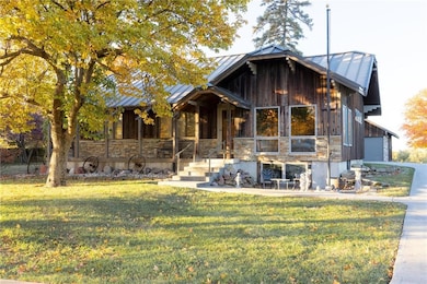 601 U S 71, Bolckow, MO 64427 - photo 2