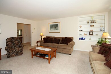 4618 Quarter Charge Dr, Annandale, VA 22003 - photo 4