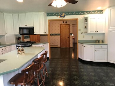 1242 Jacobsburg Rd, Wind Gap, PA 18091 - photo 4