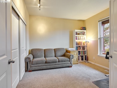 2663 Baines Blvd, Hubbard, OR 97032 - photo 4