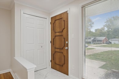 29484 Spring Hill Dr, Southfield, MI 48076 - photo 5