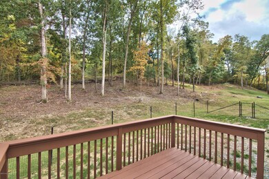 119 Godfreys Gate, Stroudsburg, PA 18360 - photo 4